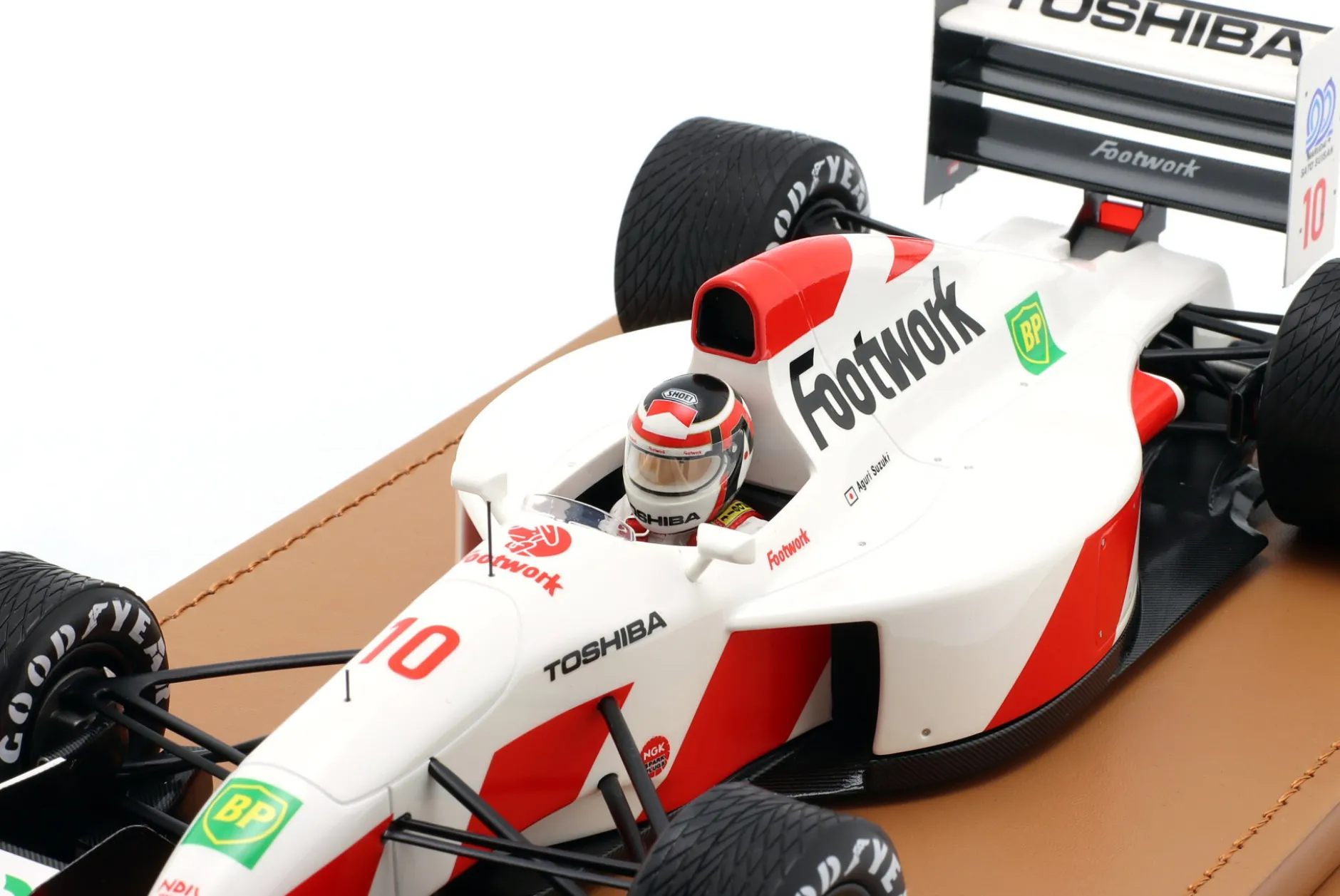 Aguri Suzuki Footwork FA13 #10 9th Belgien GP Formel 1 1992 1:18 Tecnomodel