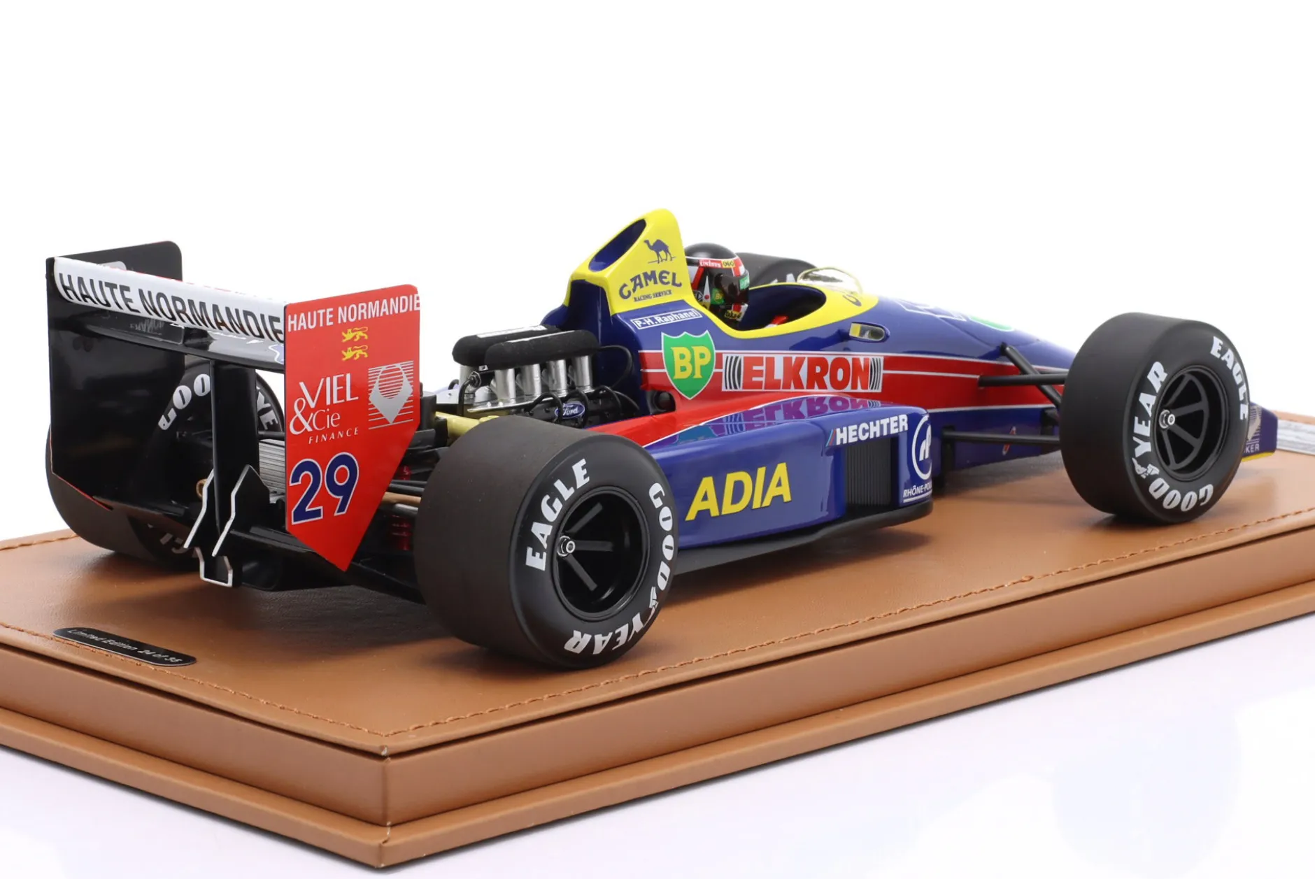 Aguri Suzuki Lola LC88 #29 Japan GP Formel 1 1988 1:18 Tecnomodel