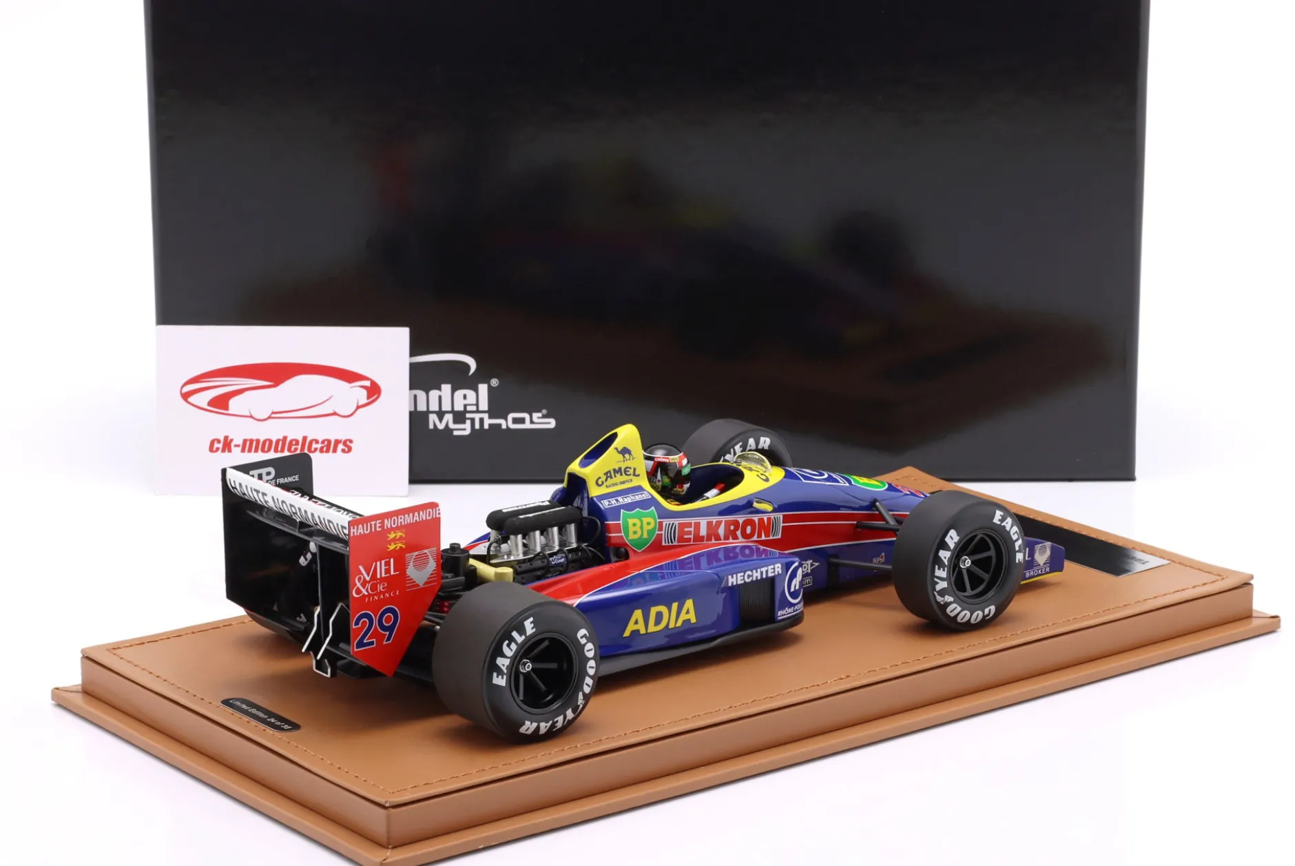 Aguri Suzuki Lola LC88 #29 Japan GP Formel 1 1988 1:18 Tecnomodel