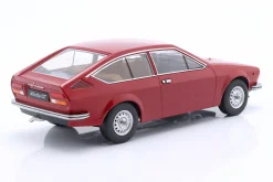 Alfa Romeo Alfetta GT 1.6 Baujahr 1976 rot 1:18 KK-Scale