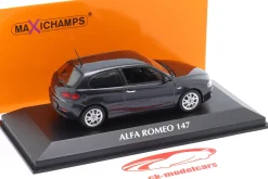 Alfa Romeo 147 Baujahr 2005 schwarz metallic 1:43 Minichamps