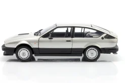 Alfa Romeo GTV6 Baujahr 1984 silber 1:18 Solido