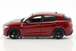 Alfa Romeo Stelvio Baujahr 2017 rot 1:24 Bburago