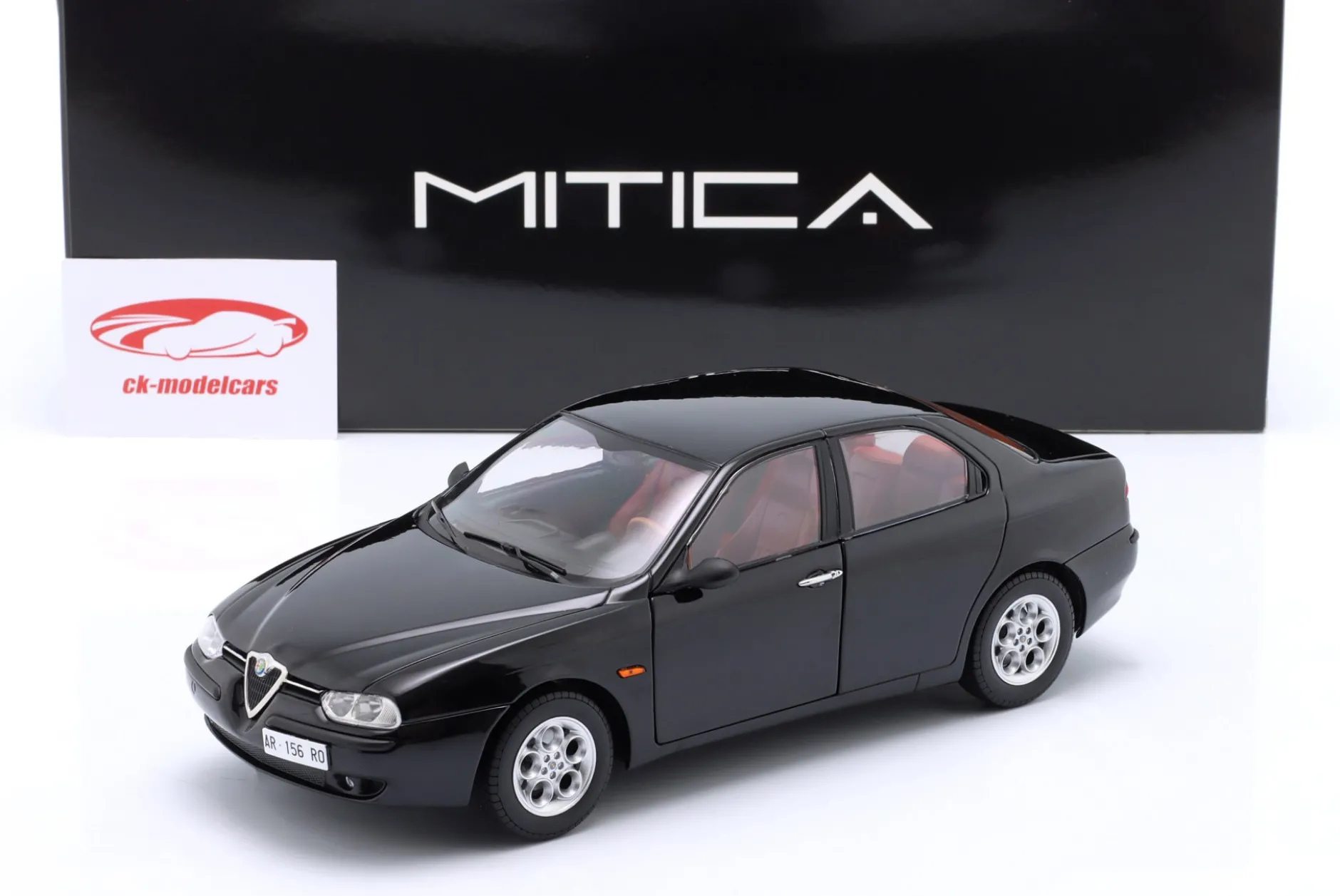 Alfa Romeo 156 2.5 V6 24V Baujahr 1997 schwarz 1:18 Mitica