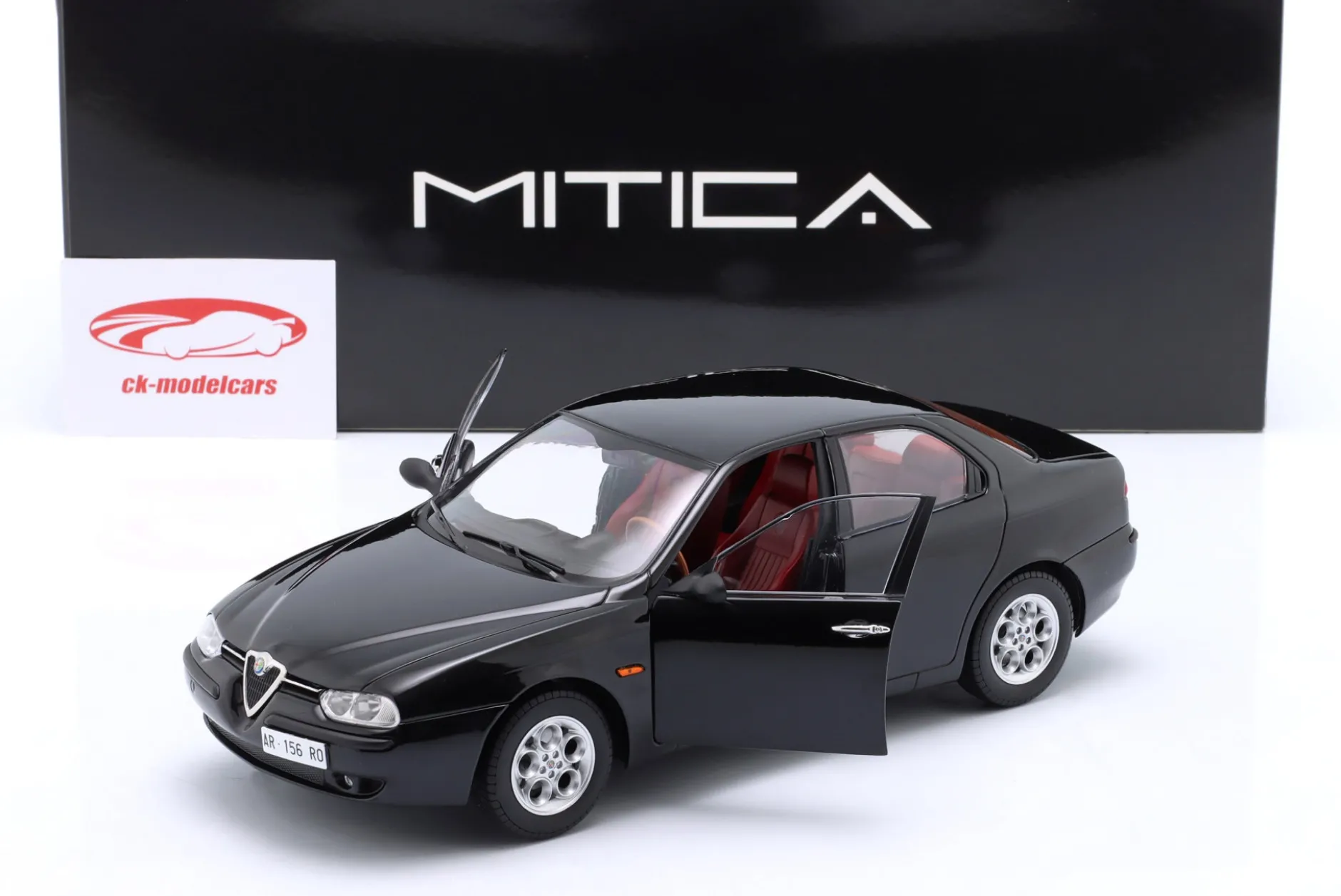 Alfa Romeo 156 2.5 V6 24V Baujahr 1997 schwarz 1:18 Mitica