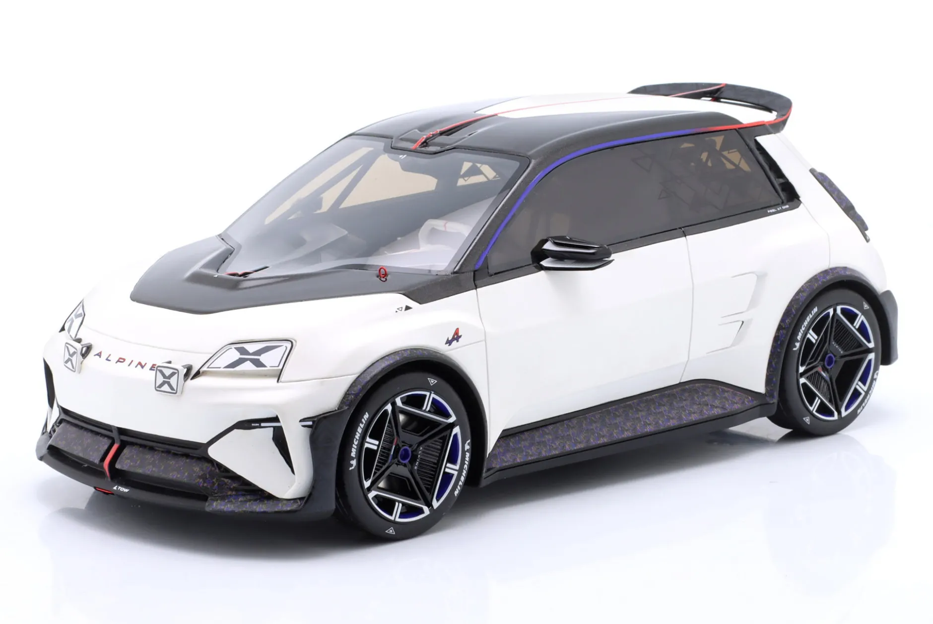 Alpine A290 Baujahr 2023 weiß 1:18 OttOmobile
