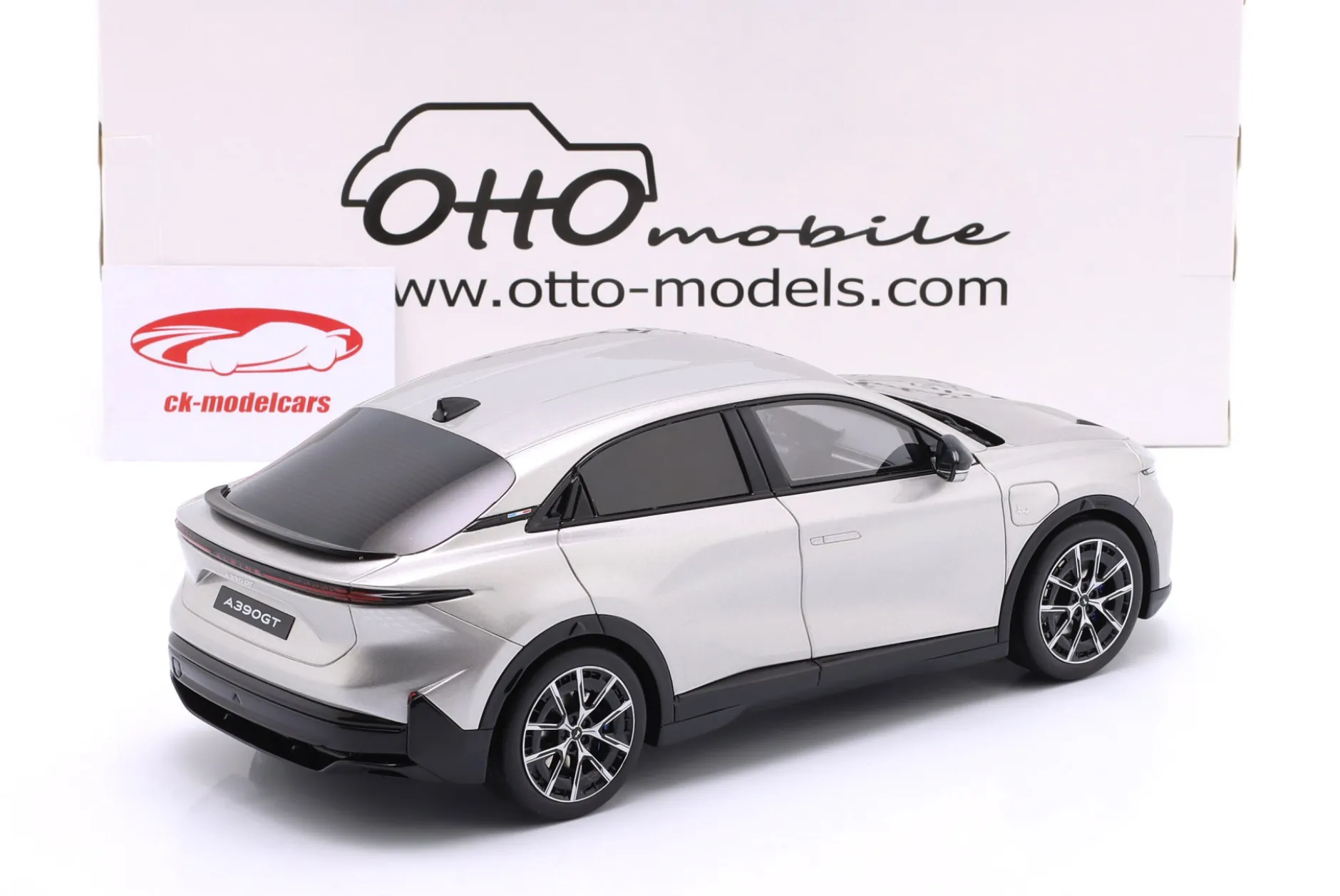 Alpine A390 GT Argent Mercure Baujahr 2025 grau metallic 1:18 OttOmobile