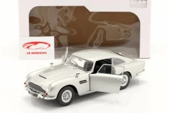 Aston Martin DB5 RHD Baujahr 1964 silbergrau metallic 1:18 Solido