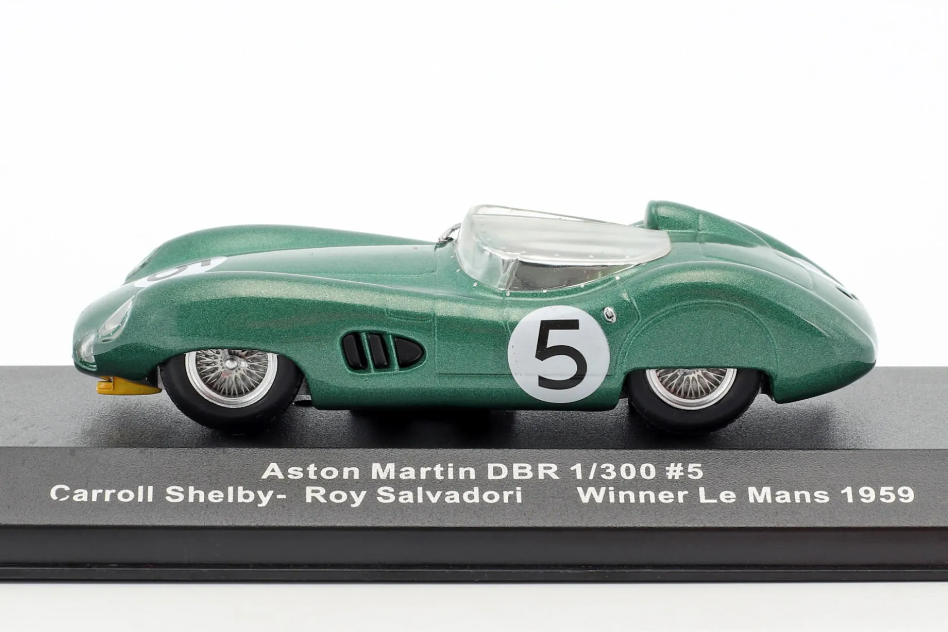 Aston Martin DBR1 RHD #5 Sieger 24h LeMans 1959 Salvadori, Shelby 1:43 Ixo