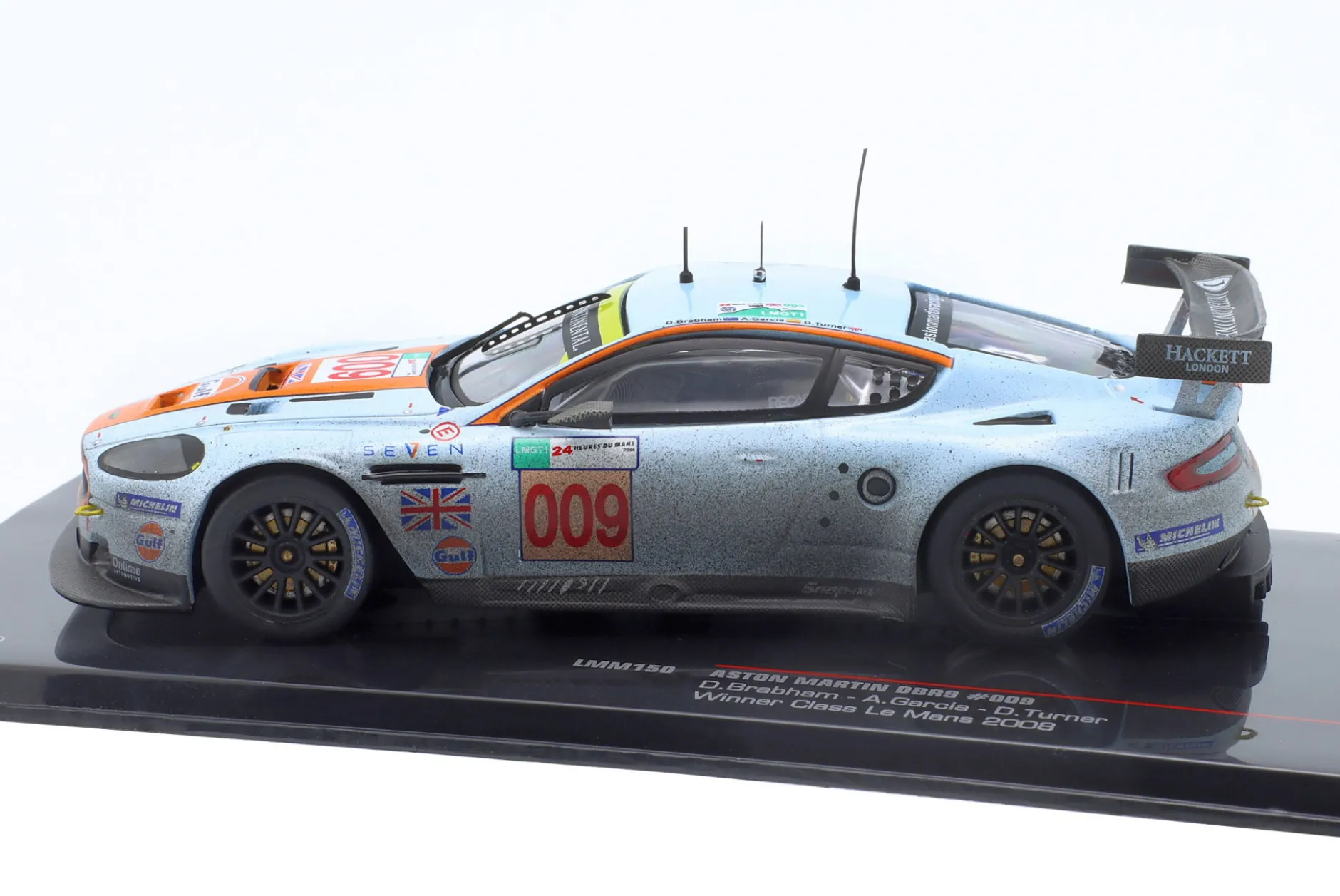 Aston Martin DBR9 #009 Sieger LMGT1 24h LeMans 2008 Aston Martin Racing 1:43 Ixo