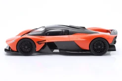 Aston Martin Valkyrie Baujahr 2021 cosmos orange 1:18 Schuco