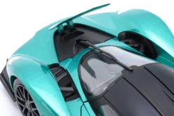 Aston Martin Valkyrie Baujahr 2022 grün 1:18 Maisto