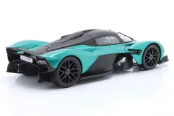Aston Martin Valkyrie Baujahr 2022 grün 1:18 Maisto