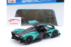 Aston Martin Valkyrie Baujahr 2022 grün 1:18 Maisto