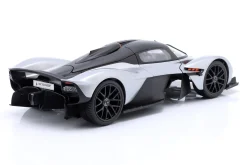 Aston Martin Valkyrie Baujahr 2022 silber 1:18 Maisto