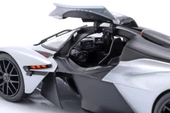 Aston Martin Valkyrie Baujahr 2022 silber 1:18 Maisto