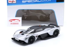 Aston Martin Valkyrie Baujahr 2022 silber 1:18 Maisto