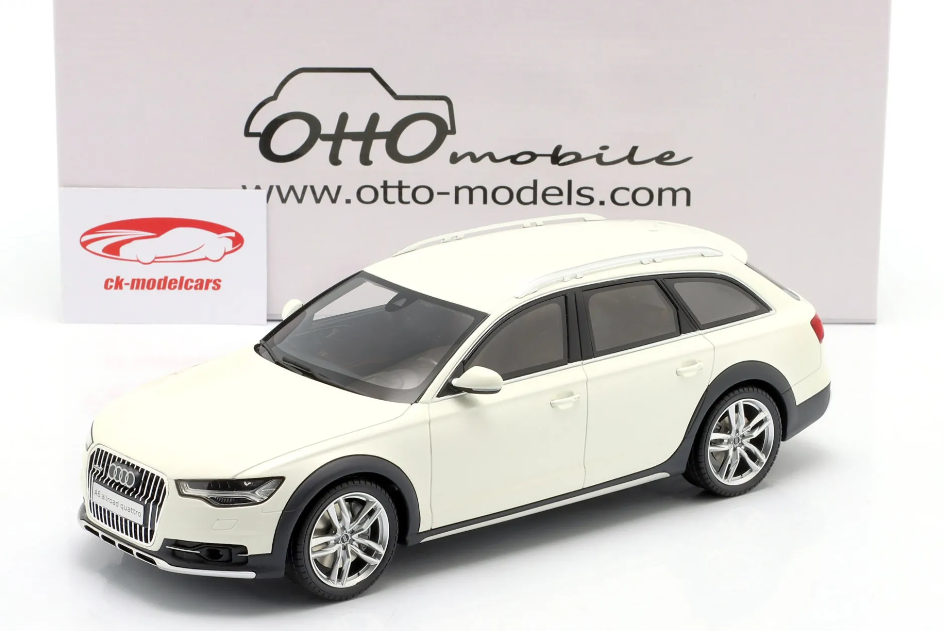 Audi A6 (C7) All Road Baujahr 2015 Ibis weiß 1:18 OttOmobile