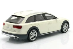 Audi A6 (C7) All Road Baujahr 2015 Ibis weiß 1:18 OttOmobile