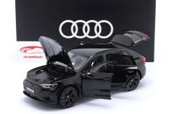 Audi Q8 e-tron Baujahr 2023 mythosschwarz 1:18 Norev