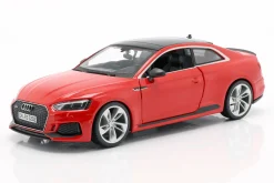 Audi RS 5 Coupe rot 1:24 Bburago