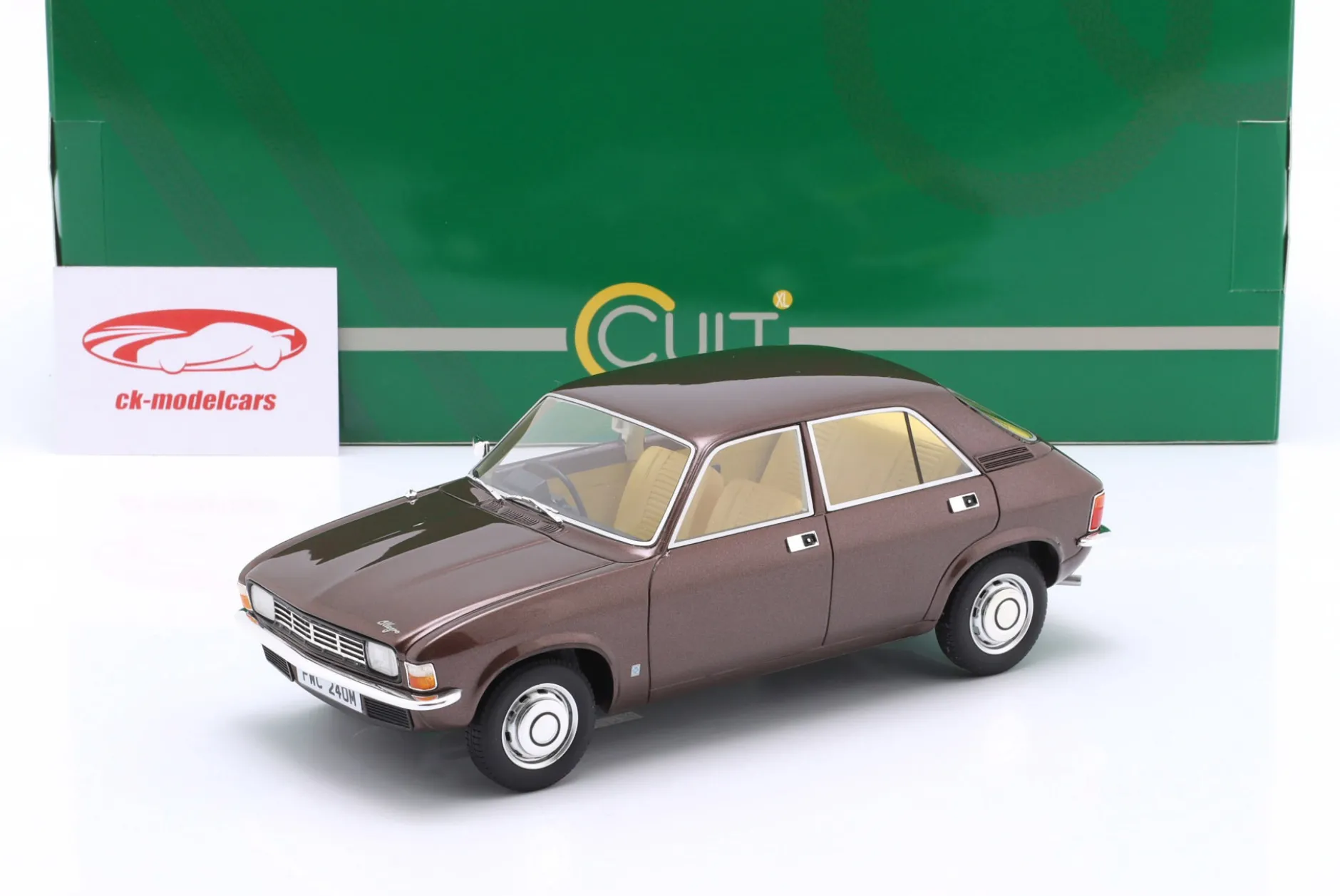 Austin Allegro Baujahr 1973 bronze metallic 1:18 Cult Scale