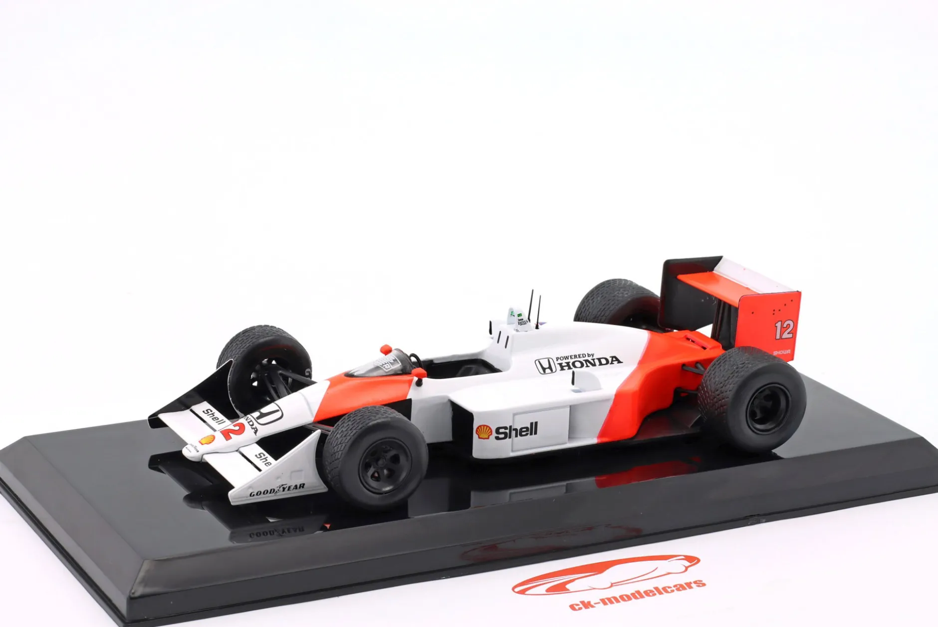 Ayrton Senna McLaren MP4/4 #12 Formel 1 Weltmeister 1988 1:24 Premium Collectibles