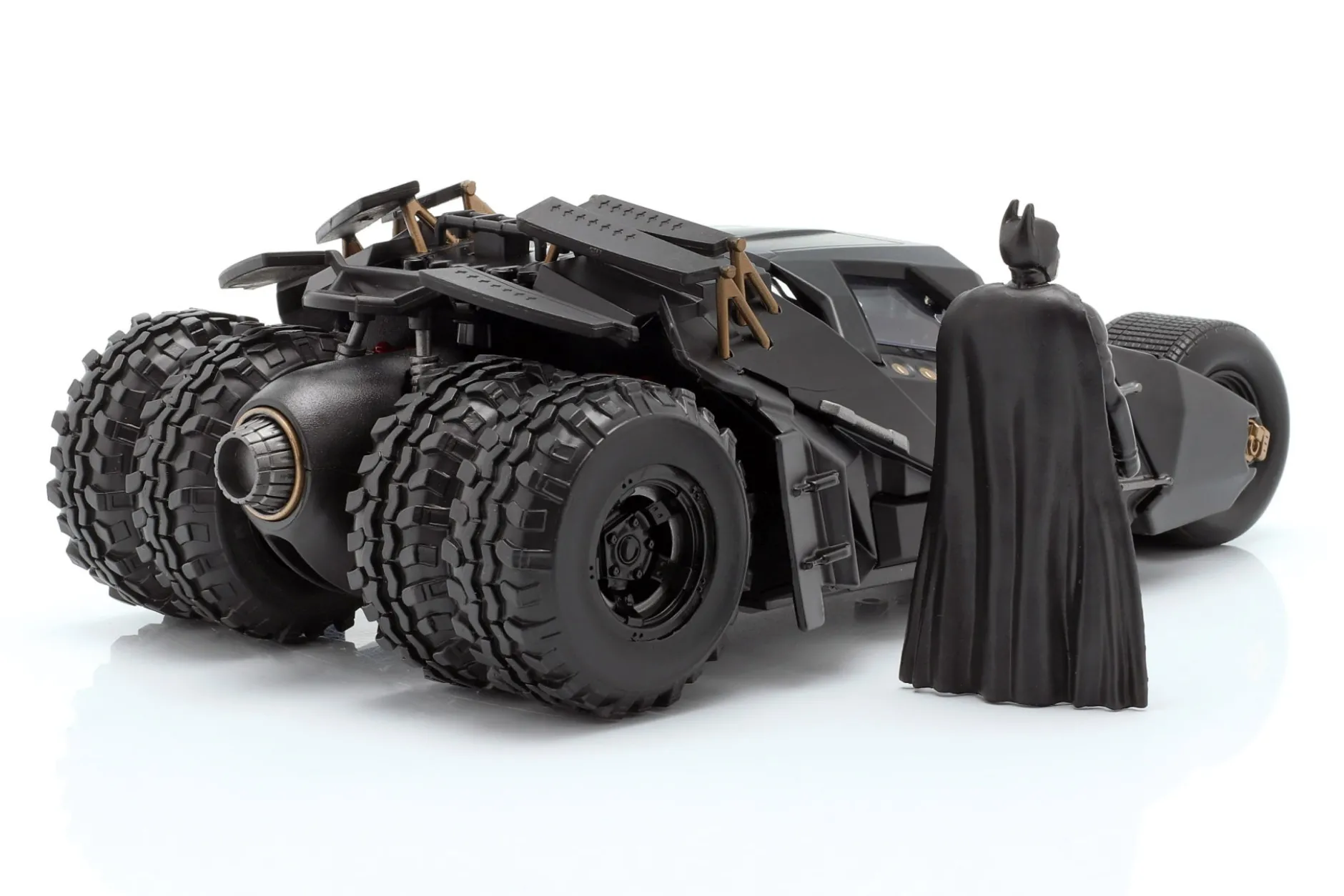 Batmobile mit Batman Figur Film The Dark Knight 2008 1:24 Jada Toys