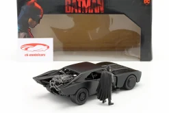 Batmobil mit Batman Figur Film The Batman (2022) schwarz 1:24 Jada Toys