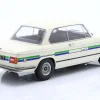 BMW 2002 Alpina Baujahr 1974 weiß 1:18 KK-Scale