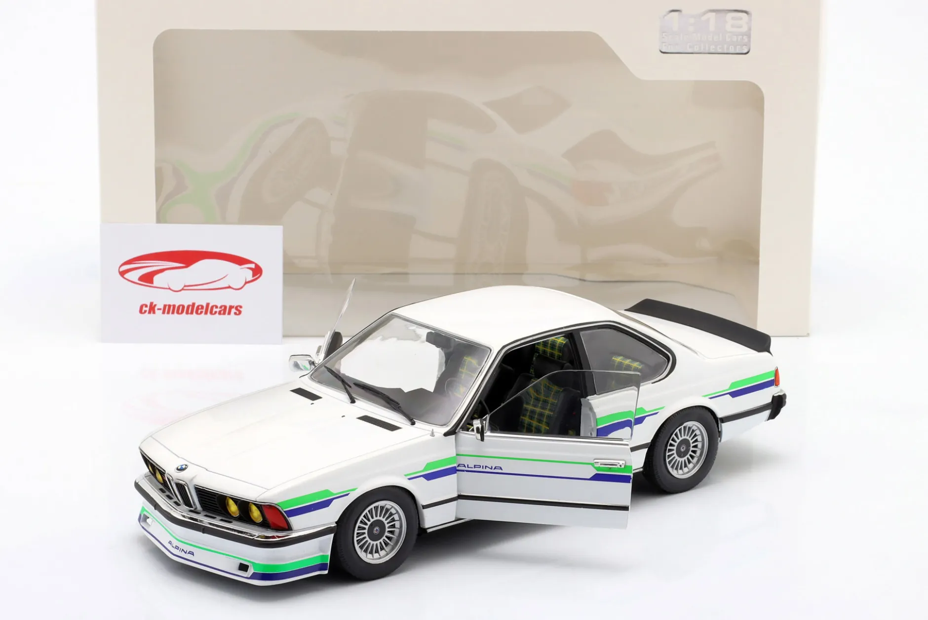 BMW Alpina B7 Turbo (E24) Baujahr 1984 weiß mit Dekor 1:18 Solido