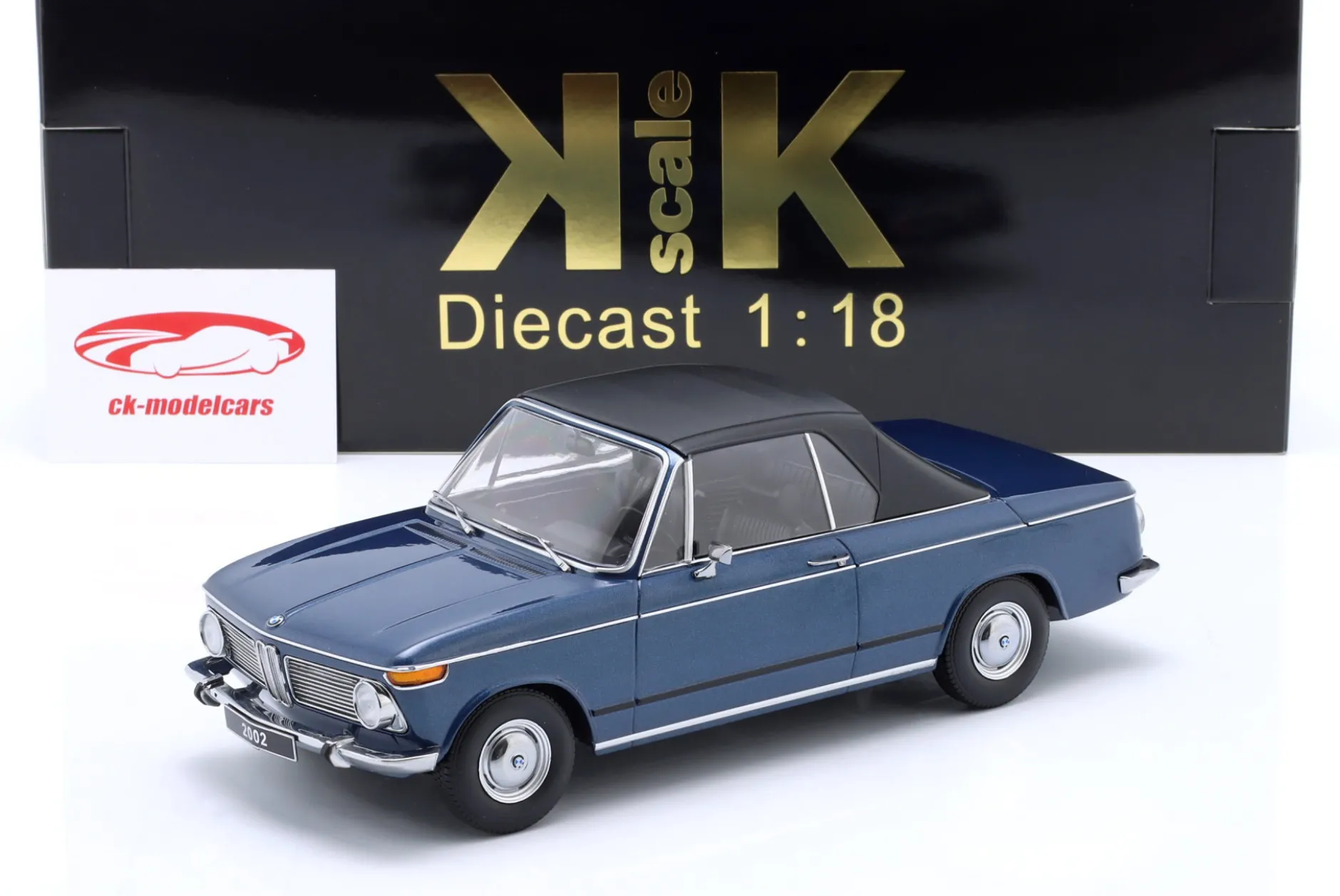 BMW 2002 Cabriolet Baujahr 1971 dunkelblau metallic 1:18 KK-Scale