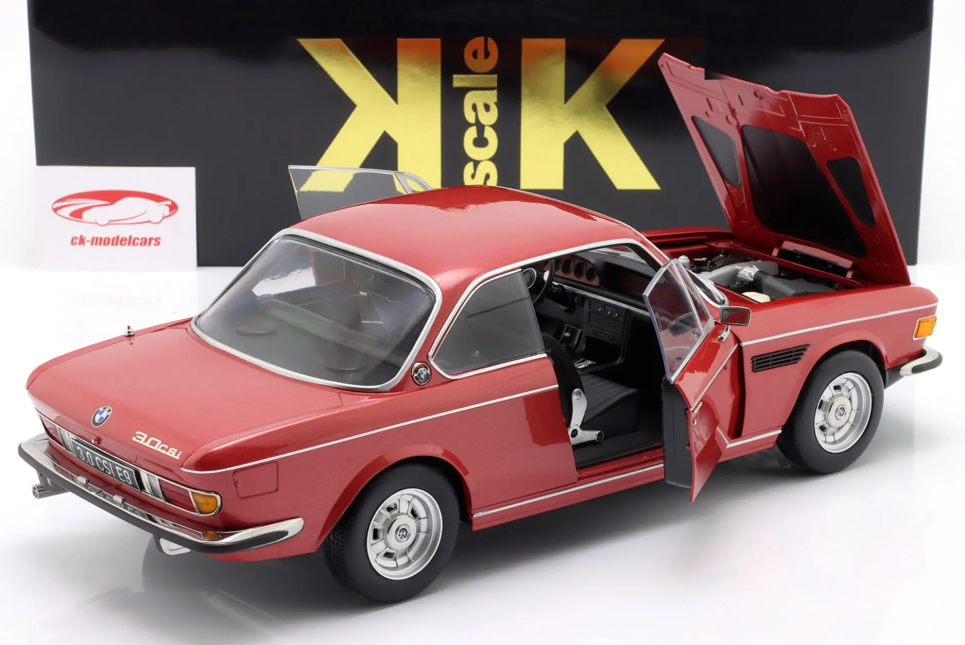 BMW 3.0 CSi (E9) mit Alufelgen Baujahr 1971 rot metallic 1:12 KK-Scale