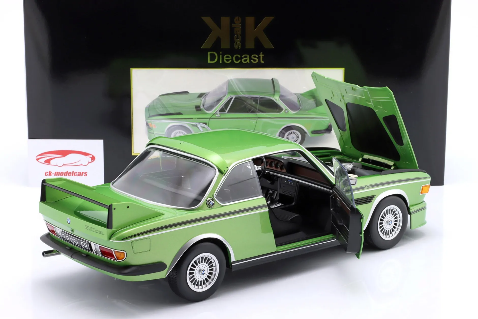 BMW 3.0 CSL (E9) Baujahr 1973 grün metallic 1:12 KK-Scale
