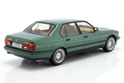 BMW E32 Alpina B11 3.5 Baujahr 1992 dunkelgrün metallic 1:18 ModelCarGroup