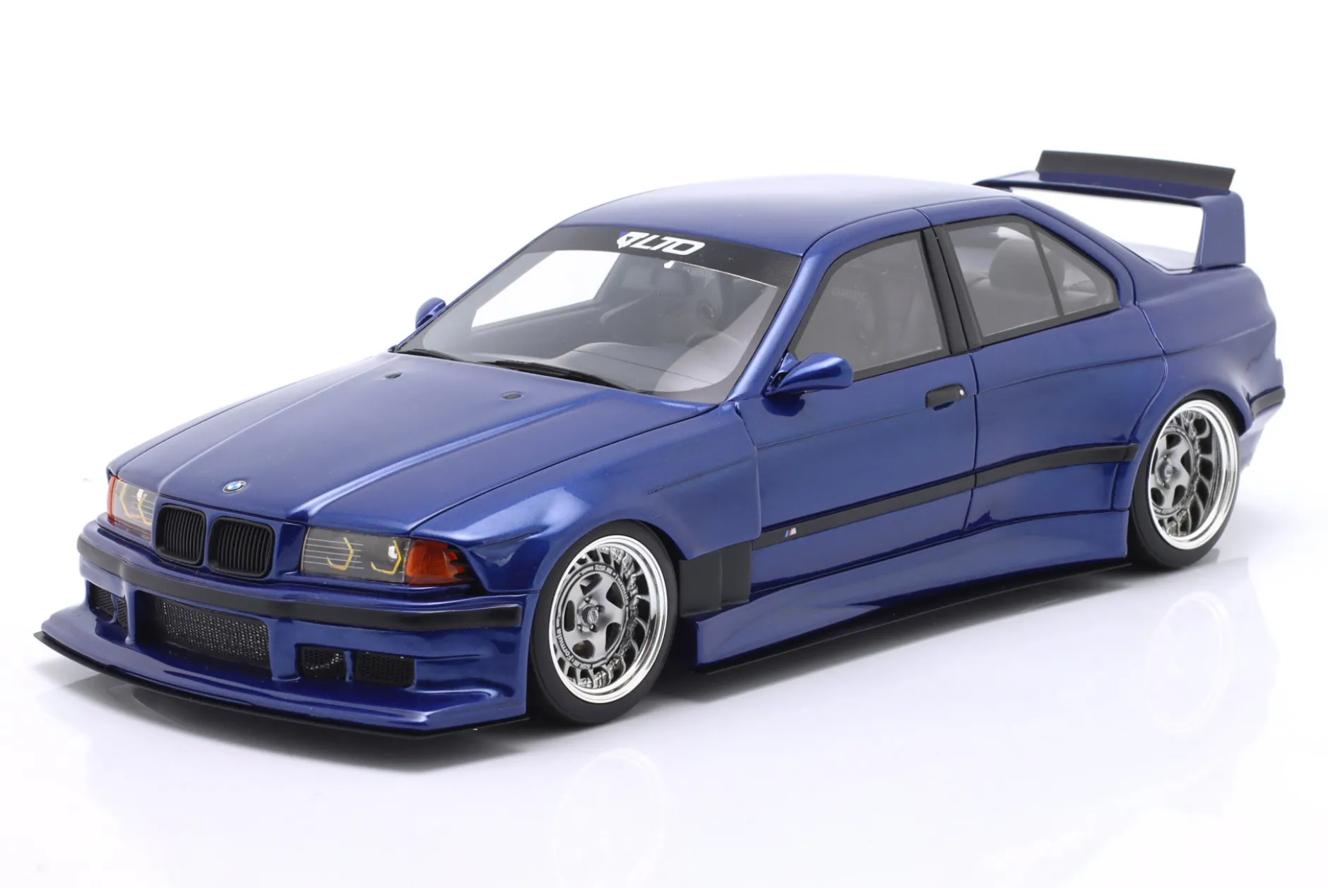 BMW E36 LTO Sedan Turbo Khyzyl Saleem 2023 avusblau 1:18 OttOmobile