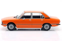 BMW 5er Serie (E12) Baujahr 1973 orange 1:18 ModelCar Group