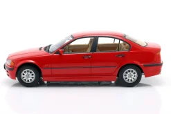 BMW 3er Serie (E46) Limousine Baujahr 1999 rot 1:18 KK-Scale