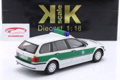 BMW 3er Serie E46 Touring Polizei Baujahr 1999 grün / weiß 1:18 KK-Scale