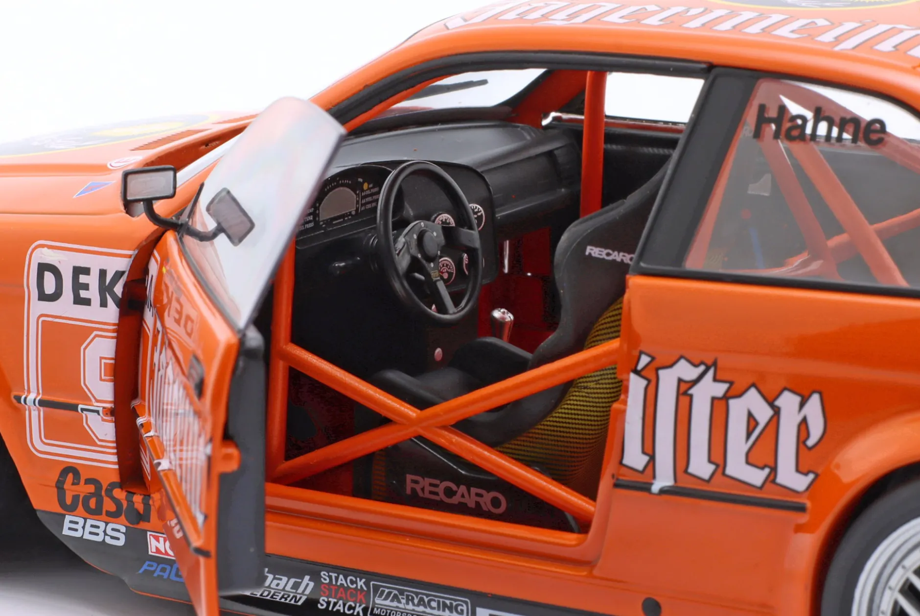 BMW 325i Coupe E36 DTM Jägermeister #9 DTM 1993 Armin Hahne 1:18 WERK83
