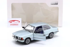 BMW 323i (E21) Baujahr 1980 silberblau metallic 1:18 Solido