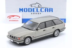 BMW 530i (E34) Touring Baujahr 1991 grau metallic 1:18 ModelCar Group