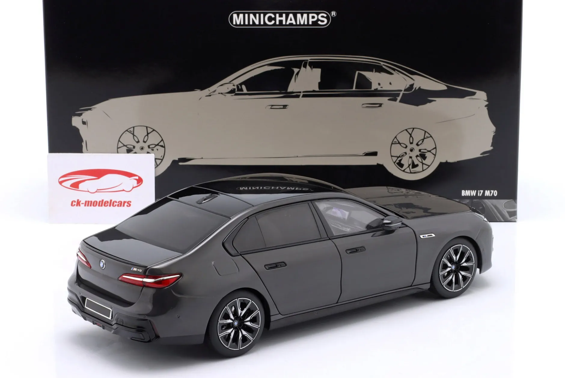 BMW i7 M70 (G70) Baujahr 2024 grau metallic 1:18 Minichamps