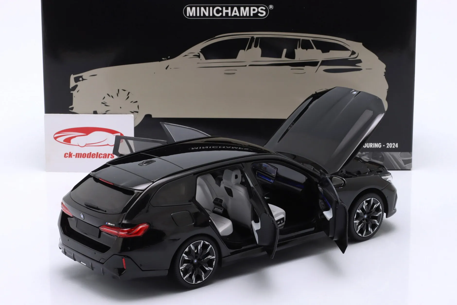 BMW i5 M60 Touring Baujahr 2024 schwarz metallic 1:18 Minichamps