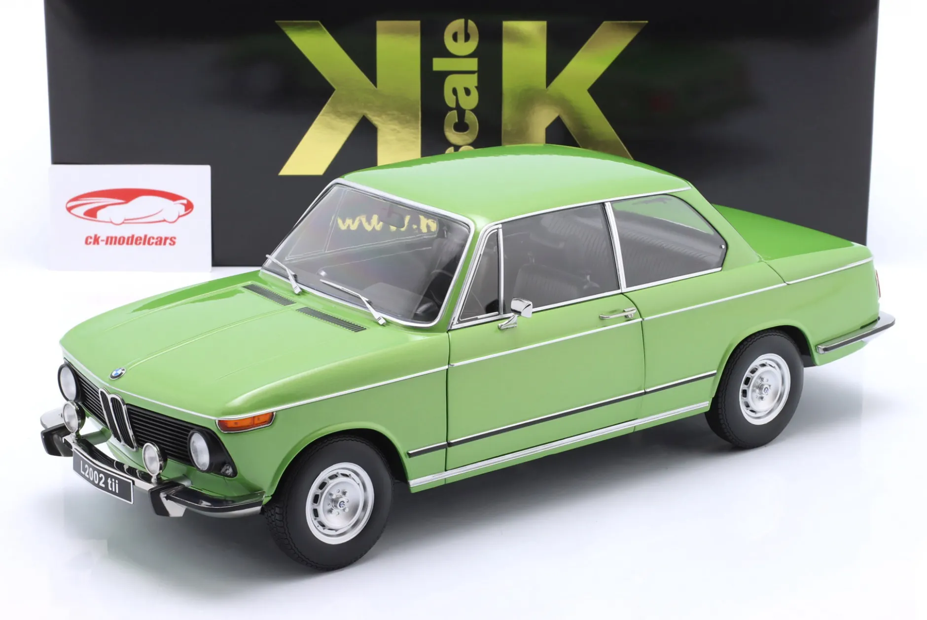 BMW L2002 tii 2.Serie Baujahr 1974 grün metallic 1:12 KK-Scale
