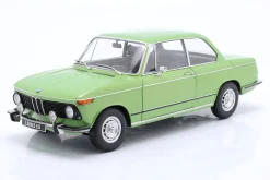BMW L2002 tii 2.Serie Baujahr 1974 grün metallic 1:12 KK-Scale