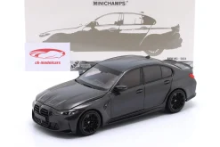 BMW M3 Baujahr 2024 grau metallic 1:18 Minichamps