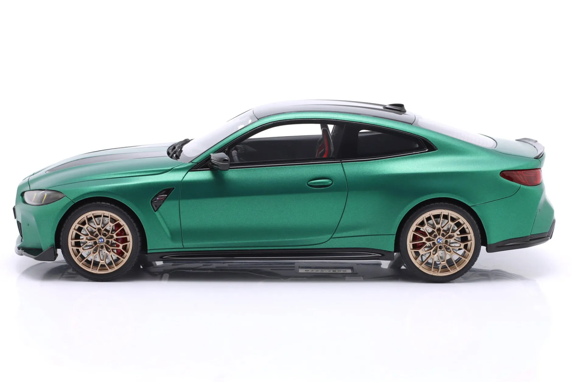 BMW M4 CS Baujahr 2024 dunkelgrün metallic 1:18 GT-Spirit