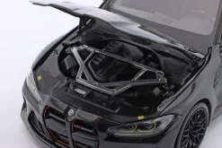BMW M4 CSL (G82) Baujahr 2023 schwarz 1:18 Minichamps