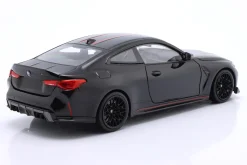 BMW M4 CSL (G82) Baujahr 2023 schwarz 1:18 Minichamps
